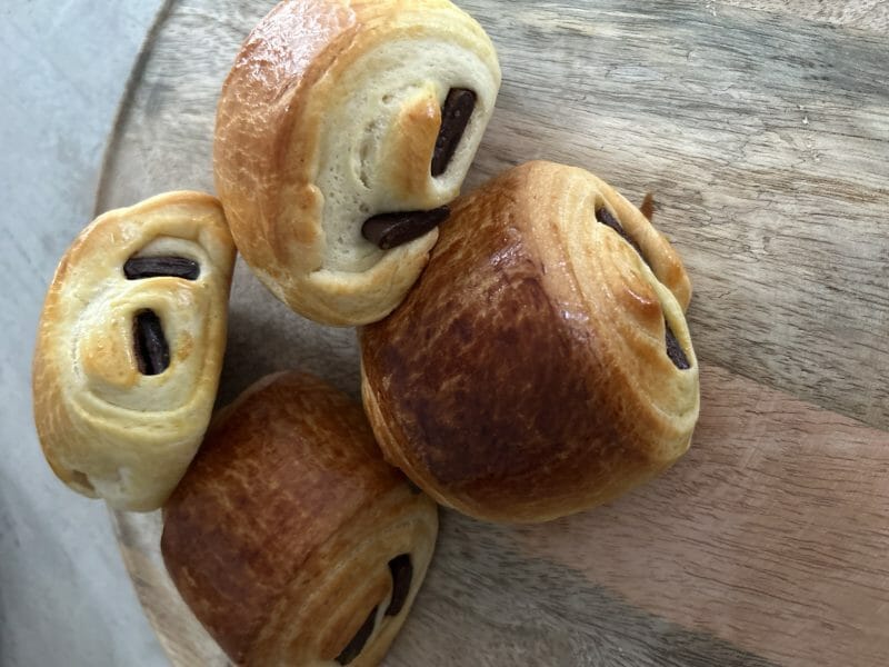 Cliquez pour zoomer ! Pains au chocolat briochés Thermomix par elise199