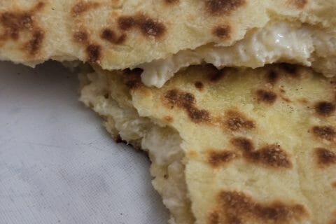 Cliquez pour zoomer ! Naans au fromage Thermomix par cookowel
