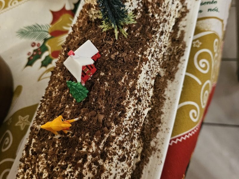 Cliquez pour zoomer ! Bûche forêt noire Thermomix par niass92