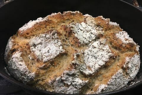 Cliquez pour zoomer ! Pain Cocotte Thermomix par emilie_178