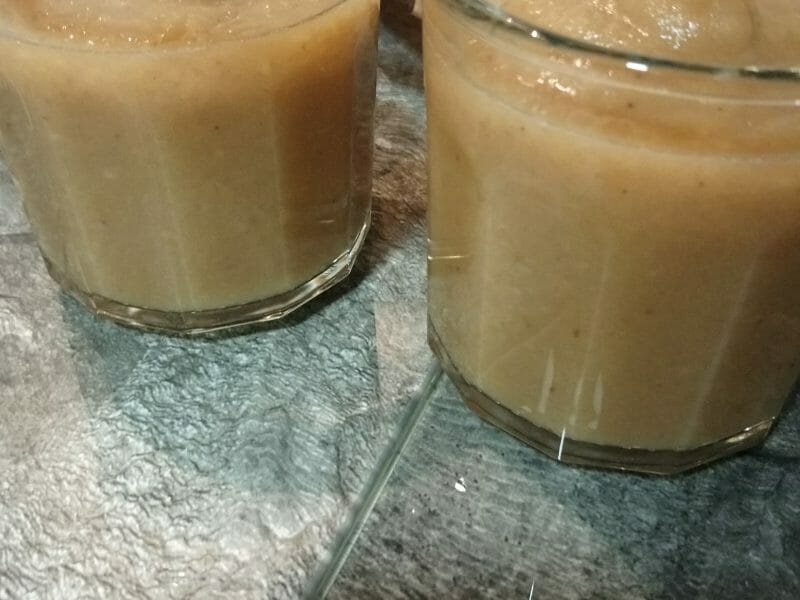 Cliquez pour zoomer ! Compote de pommes, bananes et miel Thermomix par tenshia