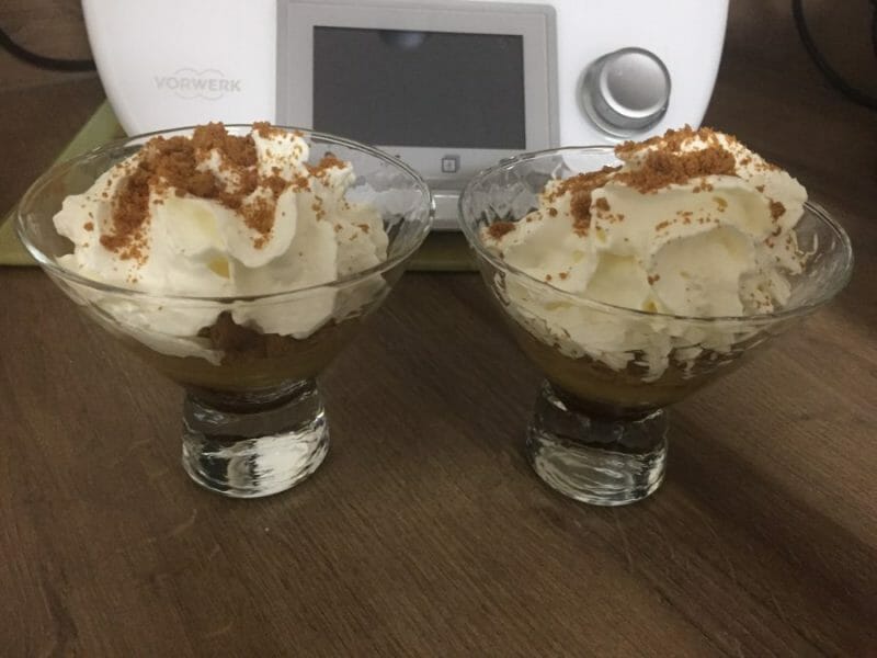 Cliquez pour zoomer ! Verrines pommes caramel et spéculoos Thermomix par Rawane Asma