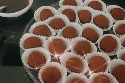 Cliquez pour zoomer ! Truffes au tiramisu Thermomix par Rawane Asma
