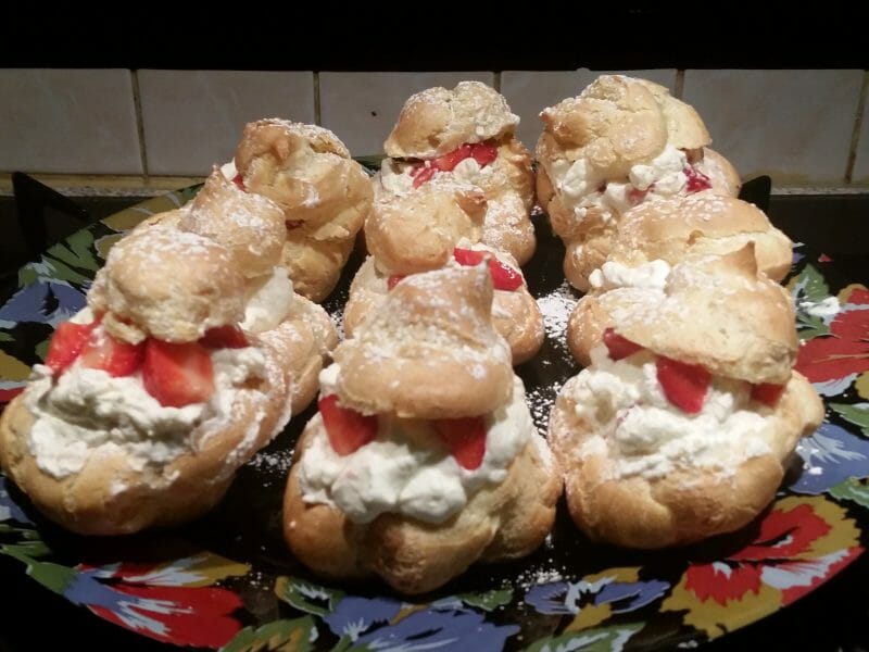 Cliquez pour zoomer ! Éclairs fraises chantilly Thermomix par katala67