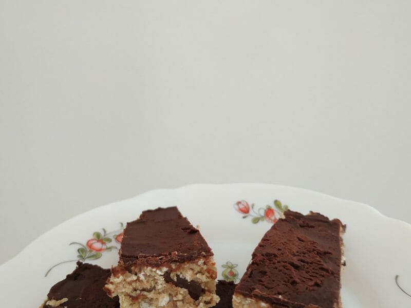 Cliquez pour zoomer ! Barres de céréales à l’avoine, noisettes, banane et chocolat Thermomix par claclacla