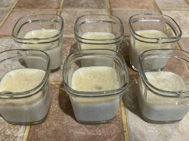 Cliquez pour zoomer ! Gâteau de semoule aux raisins secs Thermomix par Sandy69780