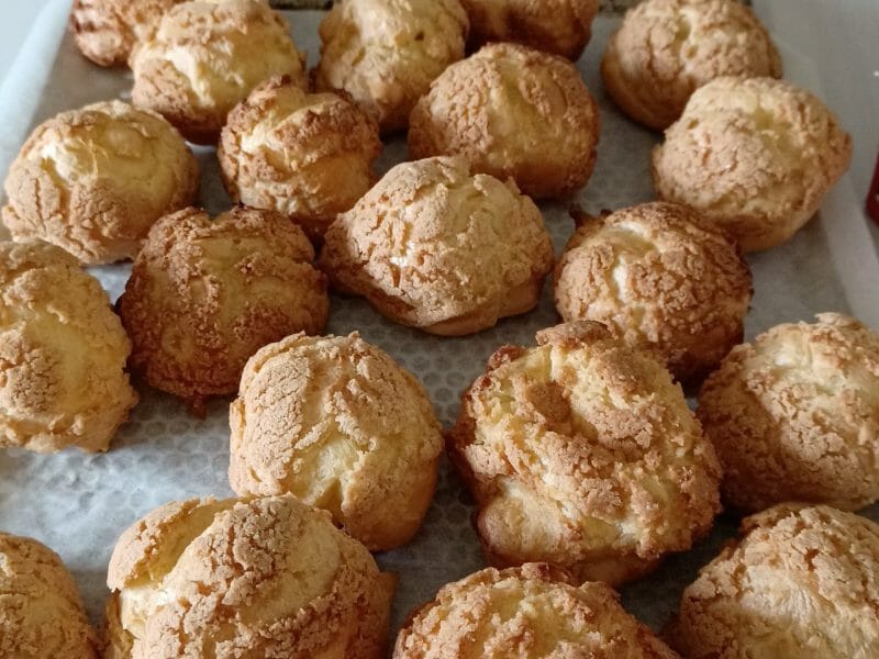 Cliquez pour zoomer ! Choux craquelin fraises chantilly Thermomix par acad6