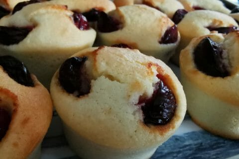 Cliquez pour zoomer ! Visitandines aux framboises Thermomix par sanou51