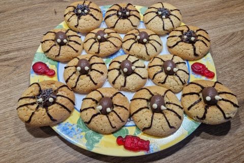 Cliquez pour zoomer ! Spider cookies – cookies araignées Thermomix par sanou51