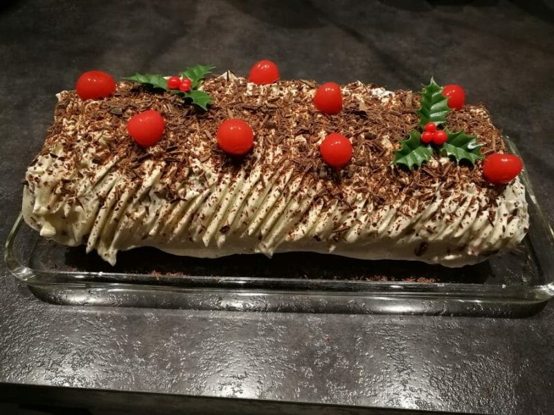 Cliquez pour zoomer ! Bûche forêt noire Thermomix par Nelludo_Baptiste_Anna