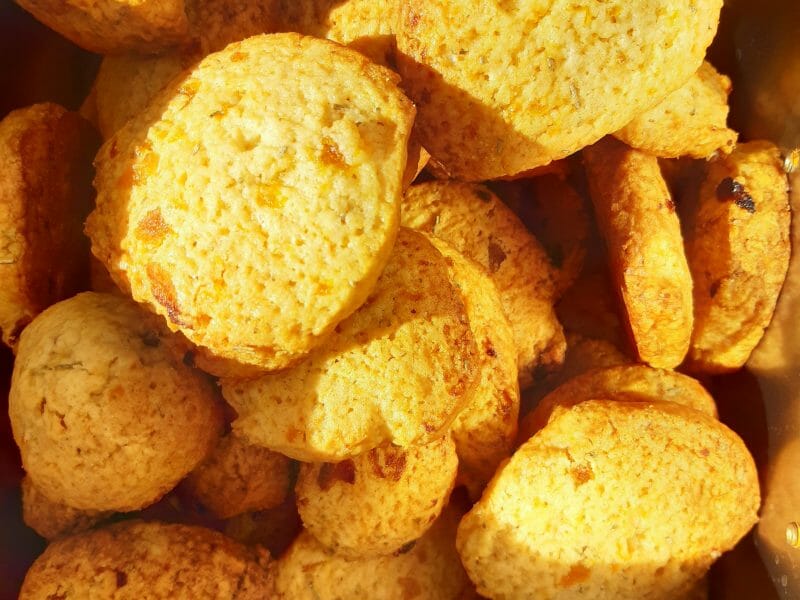 Cliquez pour zoomer ! Cookies romarin et abricots Thermomix par virginie_154