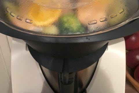 Cliquez pour zoomer ! Saumon sur purée de brocolis Thermomix par selyne66