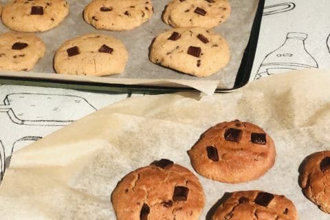Cliquez pour zoomer ! Cookies beurre de cacahuète et pépites de chocolat Thermomix par selyne66