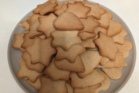 Cliquez pour zoomer ! Bonhommes en pain d’épices Thermomix par mnnlch