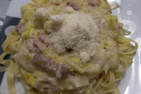 Cliquez pour zoomer ! Tagliatelles à la crème de poireaux Thermomix par poupi57