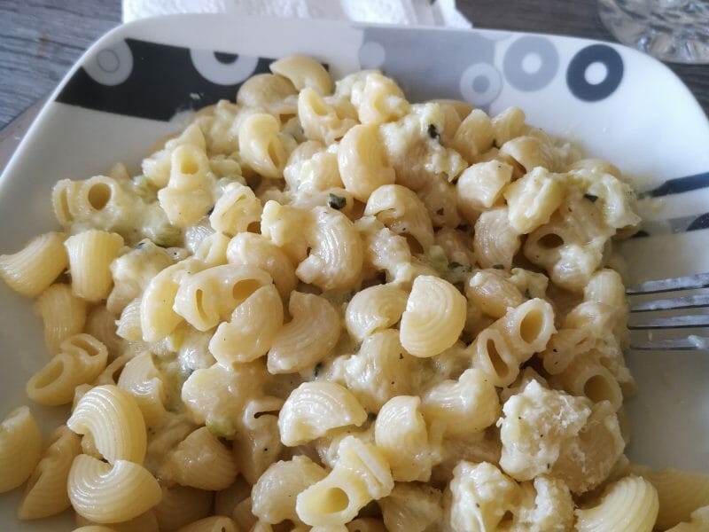 Cliquez pour zoomer ! Farfalle à la crème de courgettes Thermomix par poupi57