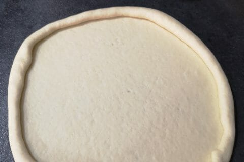 Cliquez pour zoomer ! Pizza au thon et aux olives Thermomix par poupi57