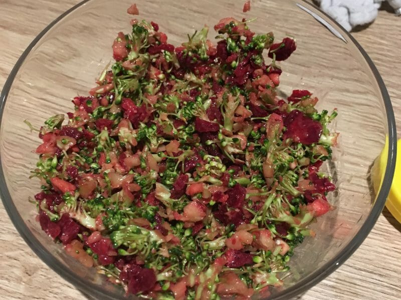 Cliquez pour zoomer ! Salade de brocolis Thermomix par anne_69
