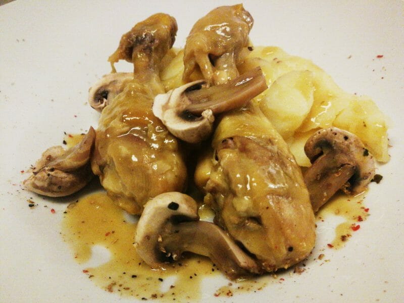 Cliquez pour zoomer ! Pollo al ajillo Thermomix par ceddu66