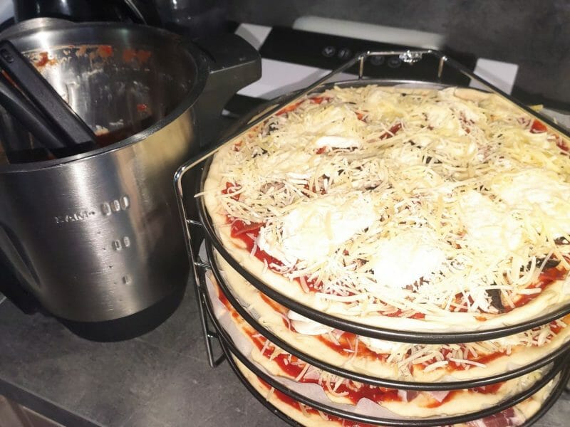 Cliquez pour zoomer ! Pizza capricciosa Thermomix par lily6784