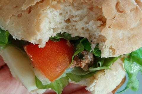 Cliquez pour zoomer ! Pains hamburger Thermomix par Emmaluna