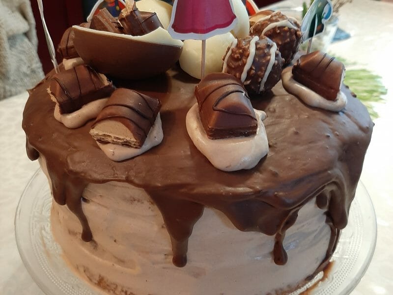 Cliquez pour zoomer ! Layer cake Kinder Bueno Thermomix par Emmaluna