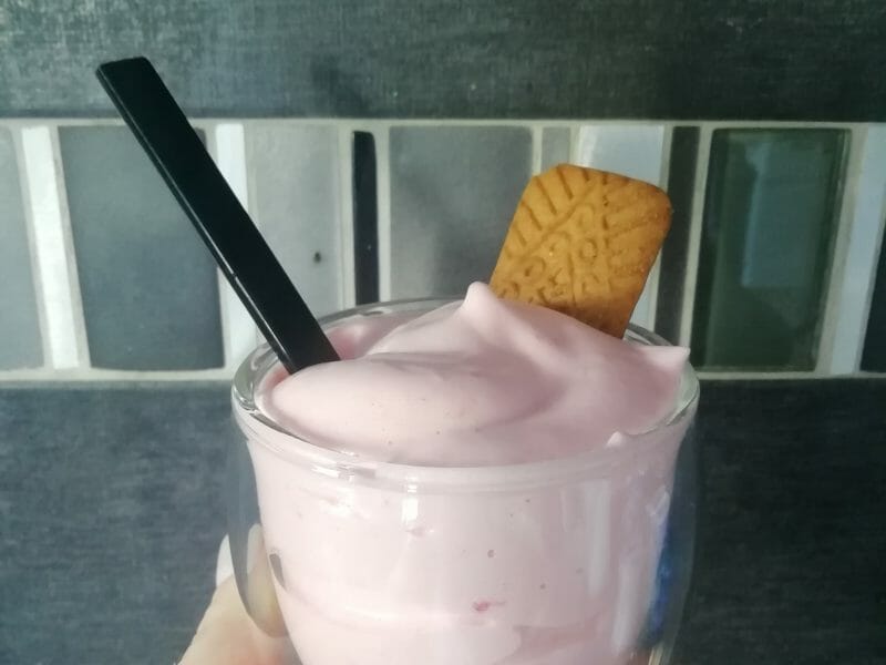 Cliquez pour zoomer ! Mousse de fraises Thermomix par mary06510