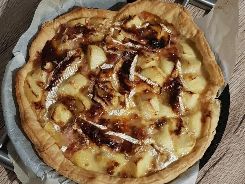 Cliquez pour zoomer ! Tarte au camembert, pommes et lardons Thermomix par flavie26