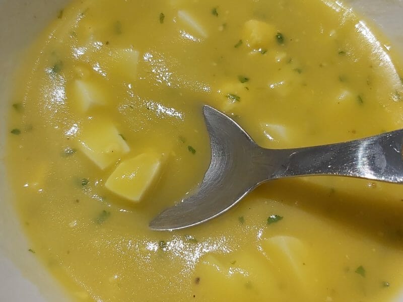 Cliquez pour zoomer ! Soupe aux oeufs et à la coriandre Thermomix par lilipink1