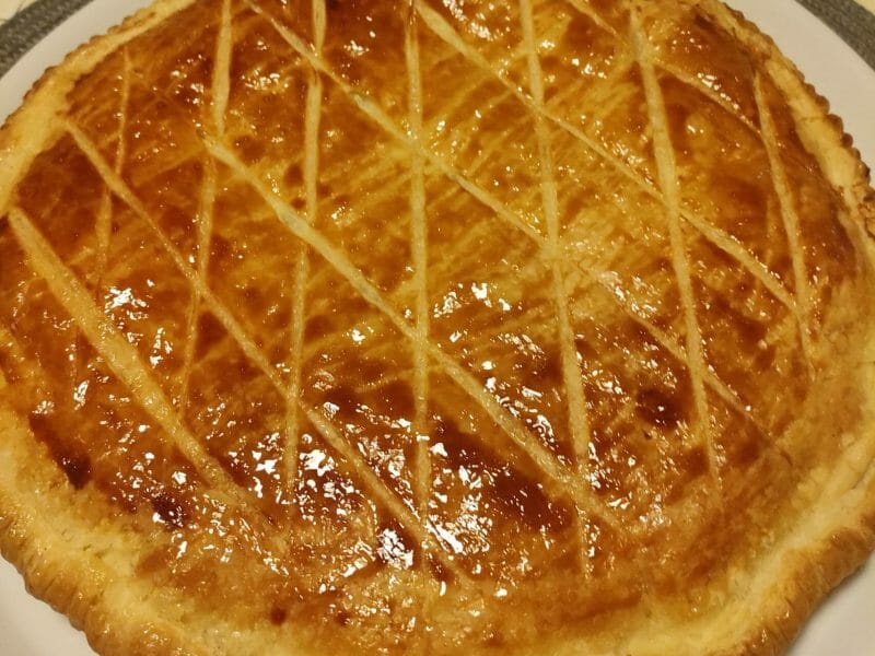 Cliquez pour zoomer ! Galette des rois à la frangipane Thermomix par anre