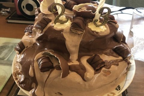 Cliquez pour zoomer ! Layer cake Kinder Bueno Thermomix par Adeline938