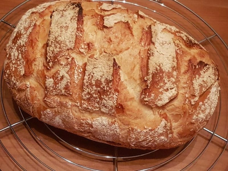 Cliquez pour zoomer ! Pain Cocotte Thermomix par EmiPRT