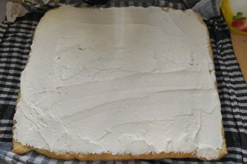 Cliquez pour zoomer ! Fraisier roulé Thermomix par laura_169