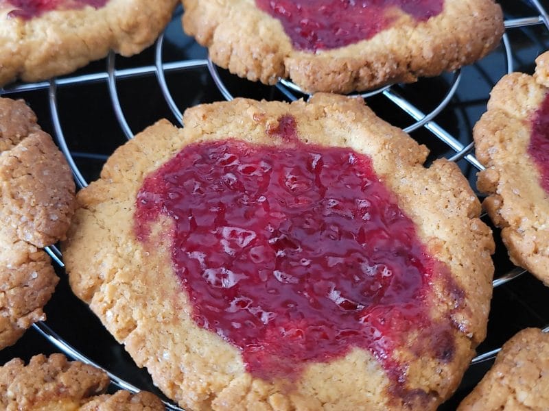 Cliquez pour zoomer ! Jam drops – Biscuits à la confiture Thermomix par kriss2004