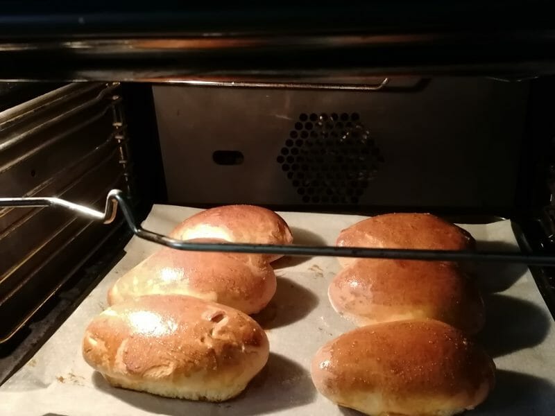 Cliquez pour zoomer ! Pain à hot-dog Thermomix par desbonnez