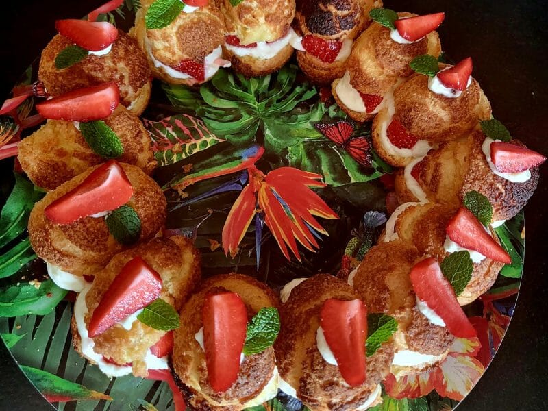 Cliquez pour zoomer ! Choux craquelin fraises chantilly Thermomix par elodie_208