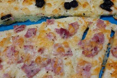Cliquez pour zoomer ! Fougasse chèvre et lardons Thermomix par Lucie
