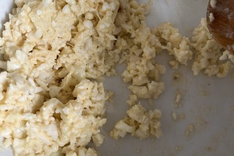 Cliquez pour zoomer ! Galettes de chou-fleur et sauce yaourt Thermomix par soniadu30