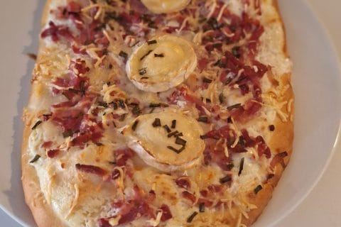 Cliquez pour zoomer ! Fougasse chèvre et lardons Thermomix par mallo11