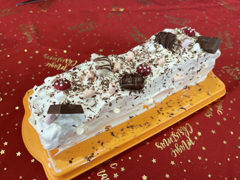 Cliquez pour zoomer ! Bûche forêt noire Thermomix par Neeko