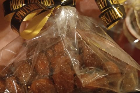 Cliquez pour zoomer ! Amandes grillées à la cannelle et au miel Thermomix par alexandra13530