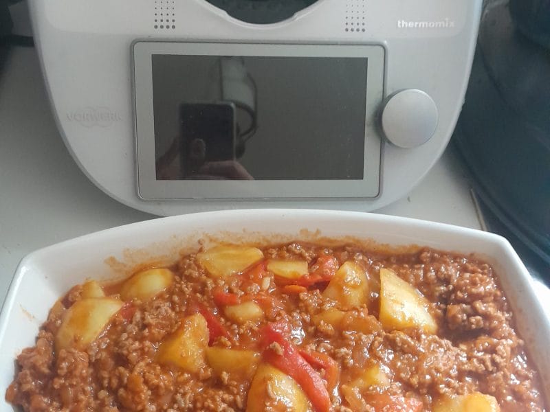 Cliquez pour zoomer ! Boeuf aux poivrons et pommes de terre Thermomix par Missunivers135