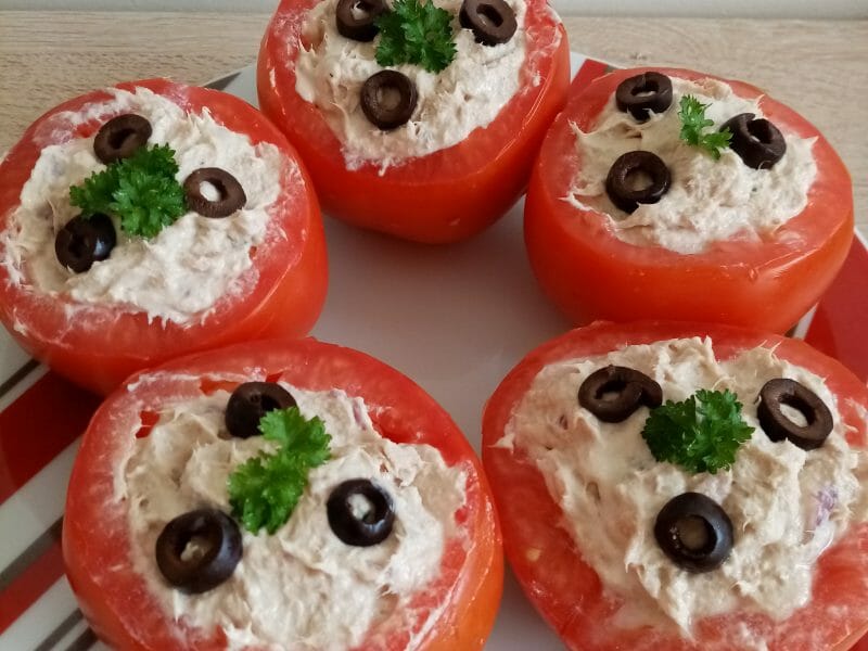 Cliquez pour zoomer ! Tomates farcies au thon Thermomix par nathalie_167