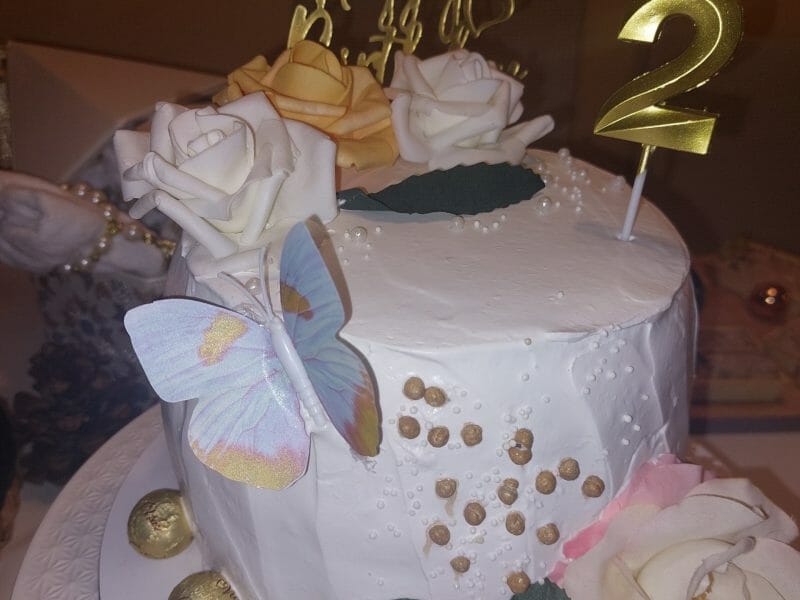 Cliquez pour zoomer ! Layer cake Kinder Bueno Thermomix par hind_17