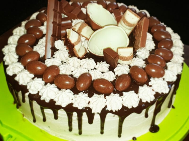 Cliquez pour zoomer ! Layer cake Kinder Bueno Thermomix par aflicourt@laposte.net