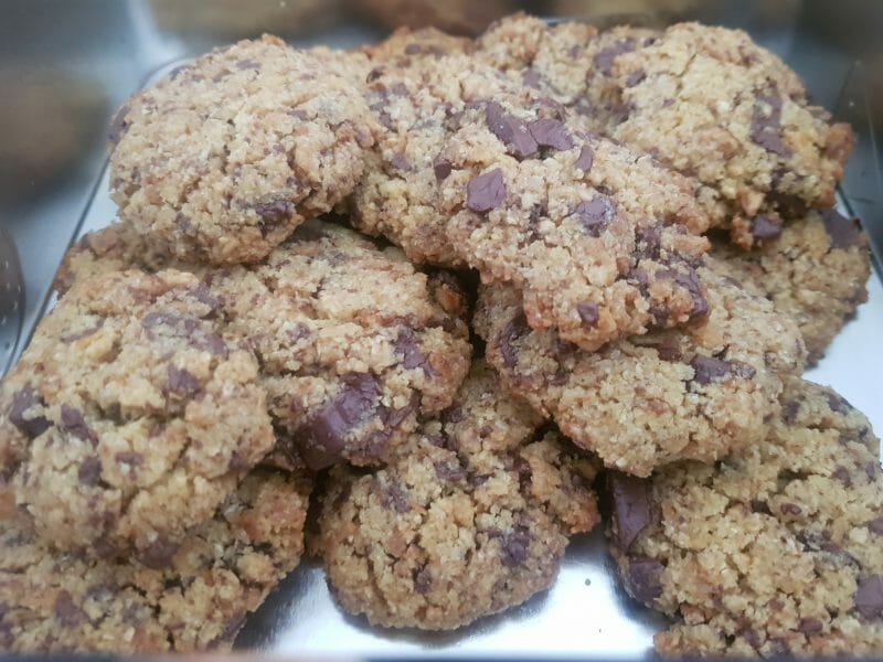 Cliquez pour zoomer ! Cookies au pain rassis et pépites de chocolat Thermomix par titougne