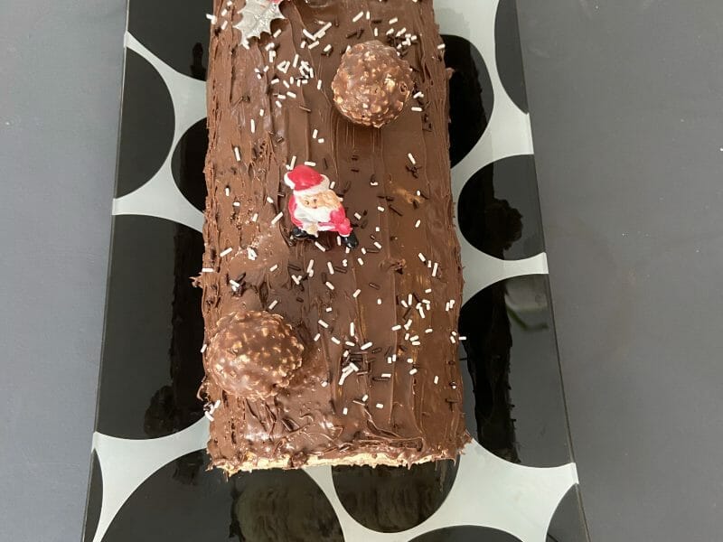 Cliquez pour zoomer ! Bûche Ferrero Rocher Thermomix par julia_23