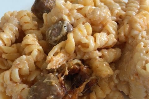 Cliquez pour zoomer ! Gratin de torsades aux merguez Thermomix par joana26120