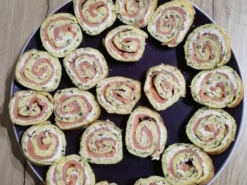 Cliquez pour zoomer ! Roulé aux courgettes et au saumon fumé Thermomix par amejoeyro