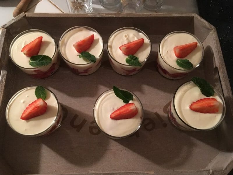 Cliquez pour zoomer ! Délices fraises et chocolat blanc Thermomix par FLOCONKA